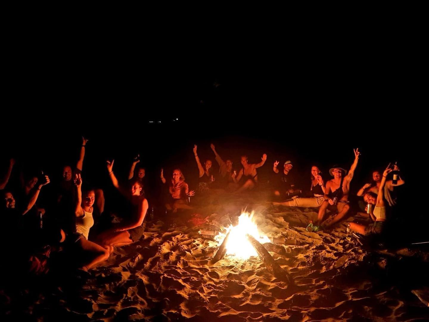 An Bàn Wanderlust - Beach Side Hoi An מראה חיצוני תמונה